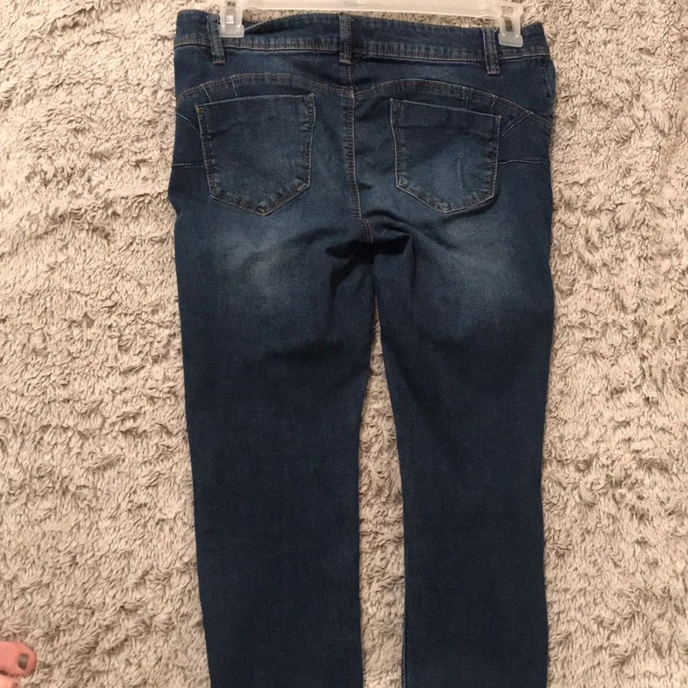 Jeans - Picture 3 of 3